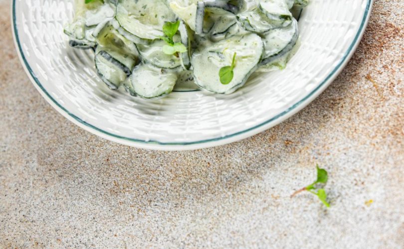Salade de concombres à la crème : un bonheur croquant pour votre santé !