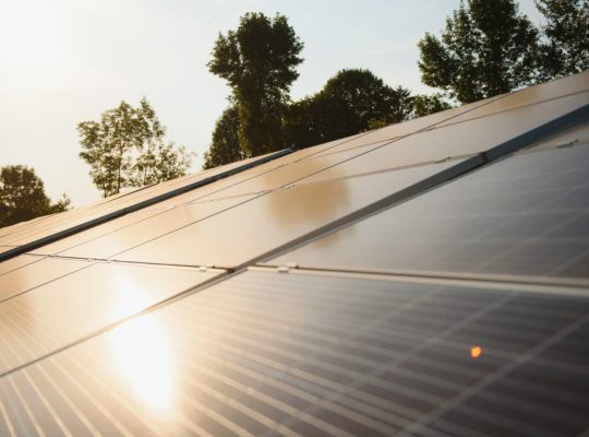 Comment les panneaux solaires révolutionnent l’énergie à Toulouse ?